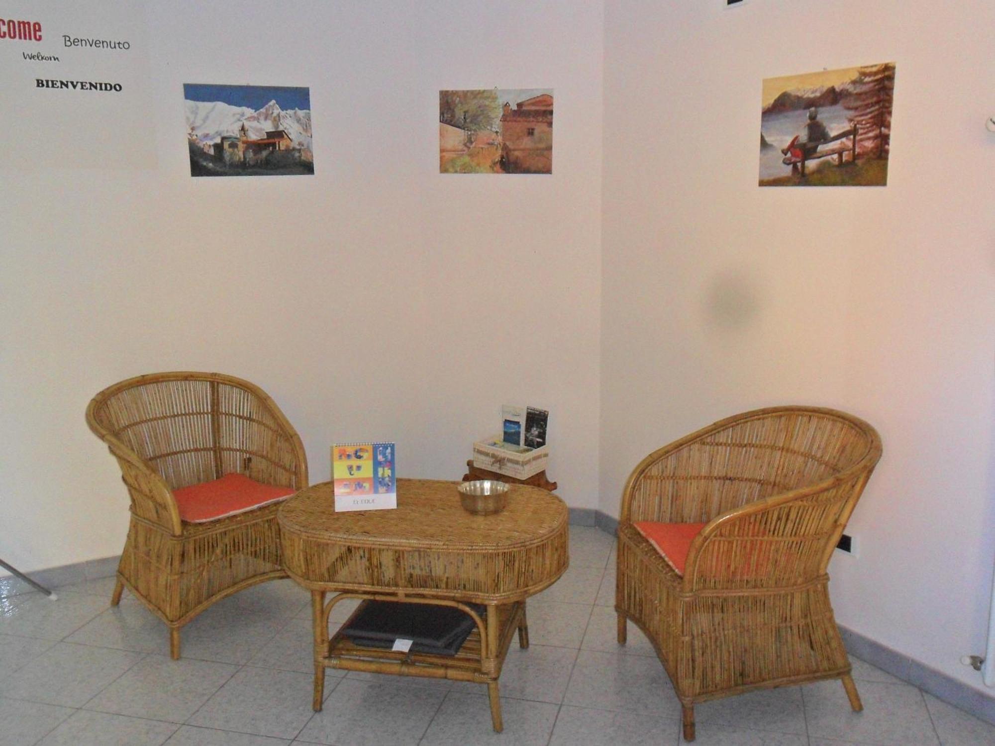 I Tre Faggi Apartment Albese Con Cassano Luaran gambar